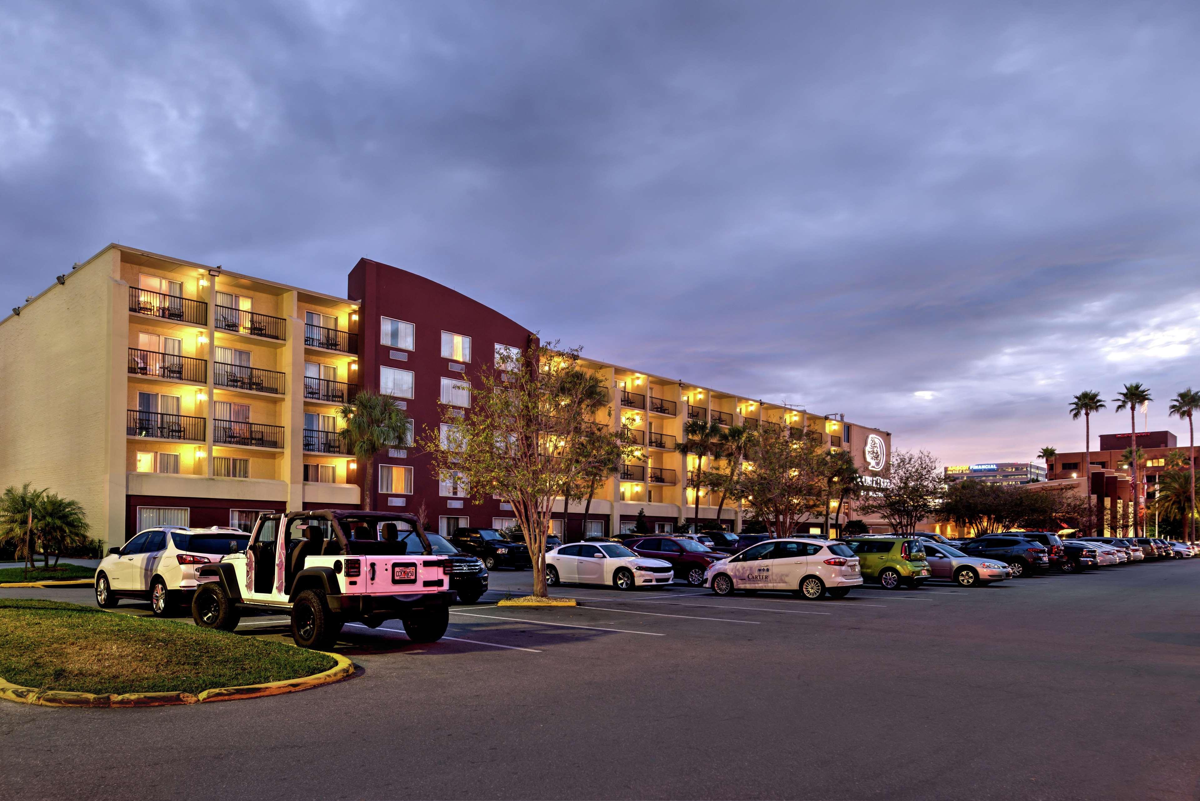 Doubletree By Hilton Hotel Tampa Airport-Westshore Exterior photo
